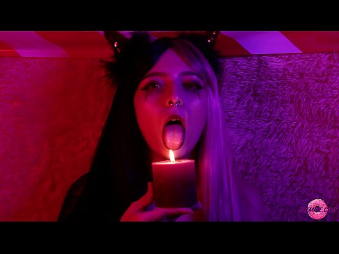 ❤️ Страствено пушење од секси сукубуса са испуњеним устима Прелеп порно на sr.villagesexvideos.ru ﹏